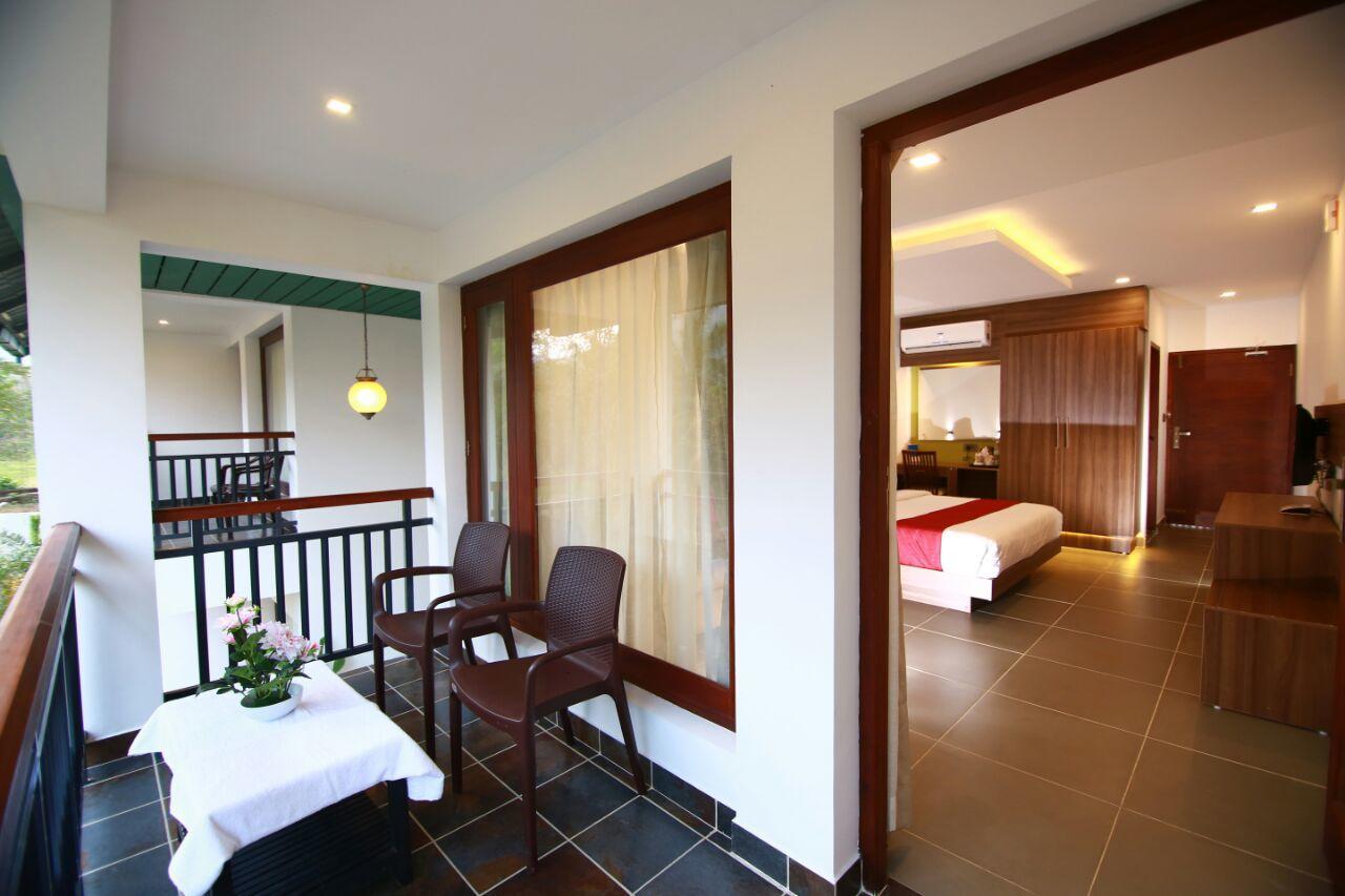 Silver Storm Resort Athirappilly Ngoại thất bức ảnh