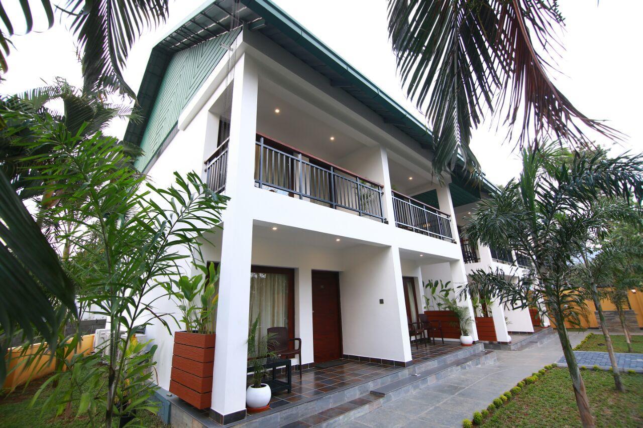 Silver Storm Resort Athirappilly Ngoại thất bức ảnh